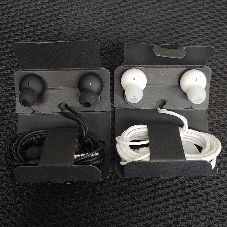 The S10 wire-controlled in-ear call headphones are compatible with the Samsung S10 Android universal in-ear headphones for making calls and listening to music detail image 4