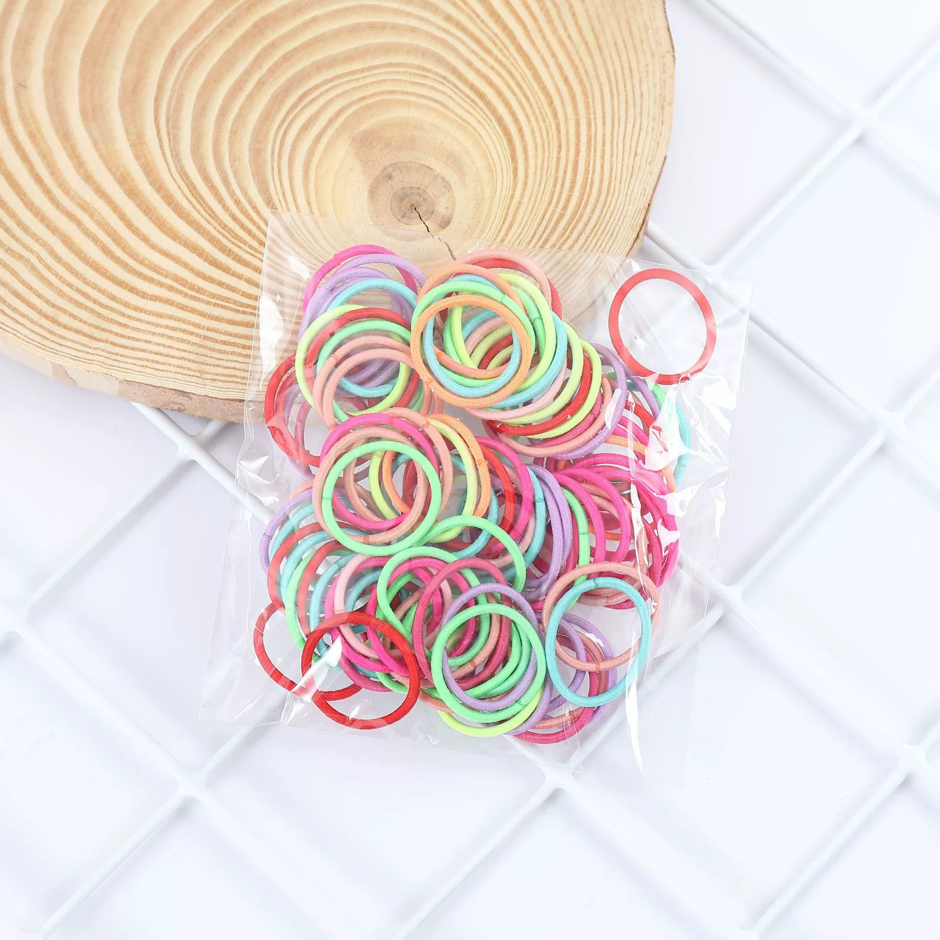 Children's and babies' thumb hair bands, rubber bands, girls can tie little chirps without damaging hair. They are cute and have good elasticity. Wholesale hair bands detail image 6