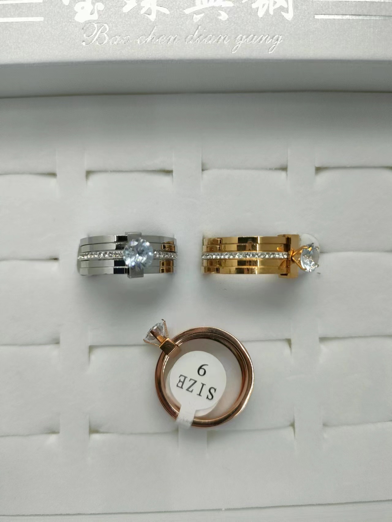 大锆石五圈钛钢戒指