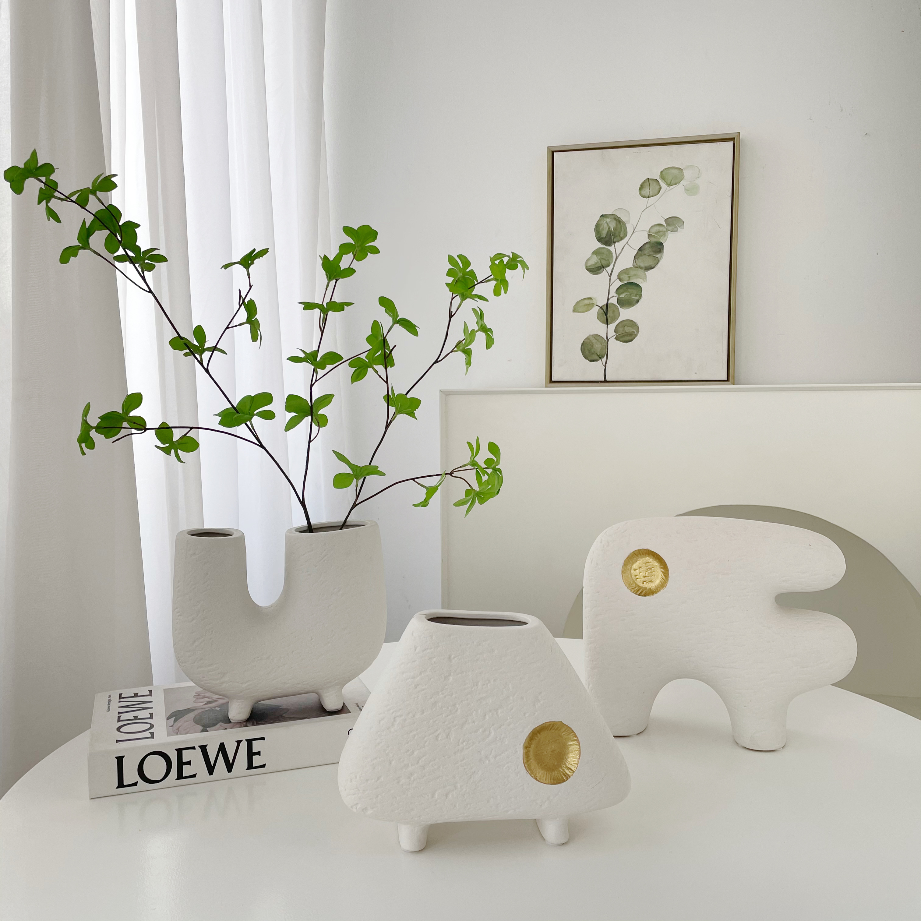 Ceramic vases/ornaments Specification image