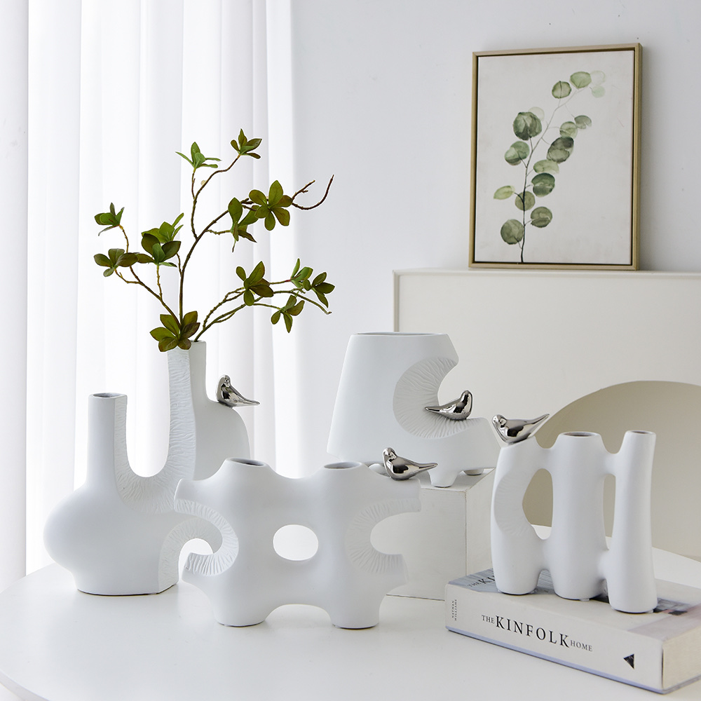 陶瓷花瓶/异形花瓶/带小鸟花瓶细节图