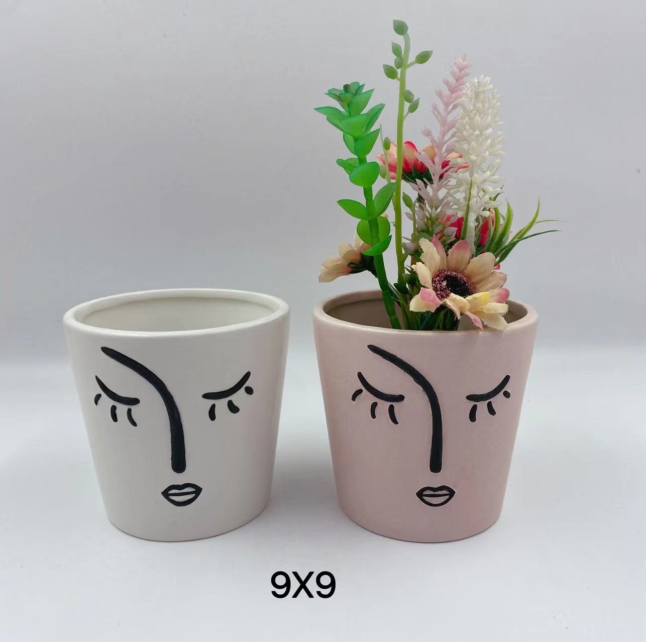 Ceramic flowerpot with human face Specification image