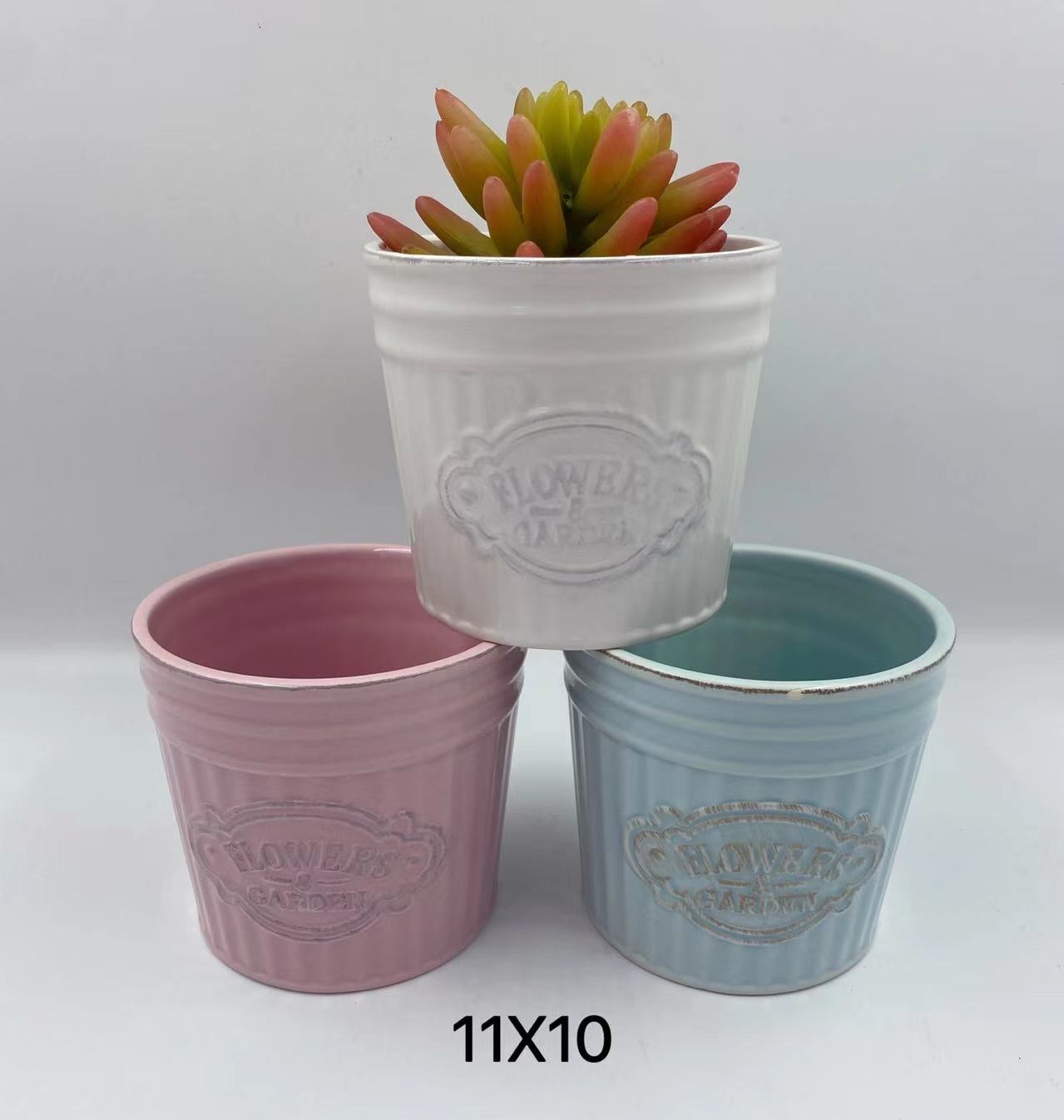 Ceramic fresh and delicate flowerpot details Picture