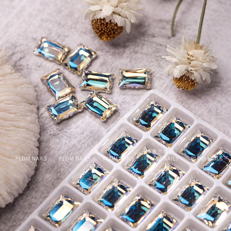 Nail art accessories: Rectangular magic mirror diamond, popular diamond jewelry, bestseller mirror super shiny water diamond, flat-bottomed irregular-shaped diamond jewelry 5001 detail image 2