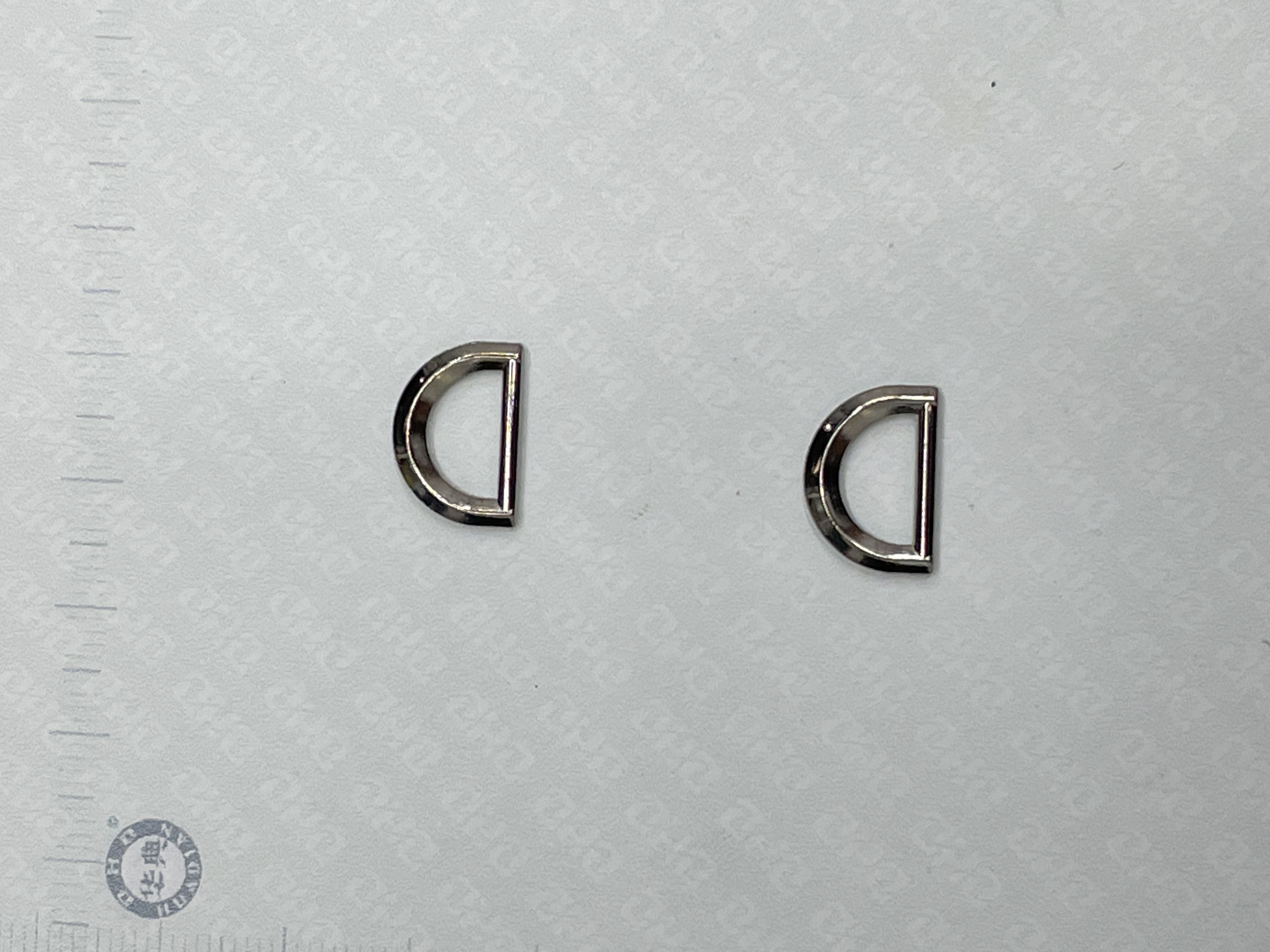 金属/标志/箱包扣细节图