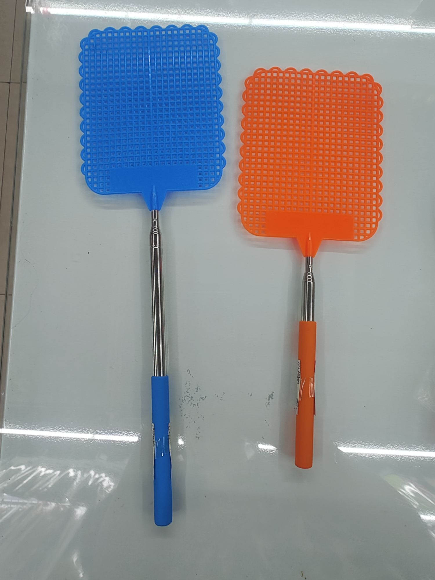 Square length 114CM, telescopic pole Application Scenario