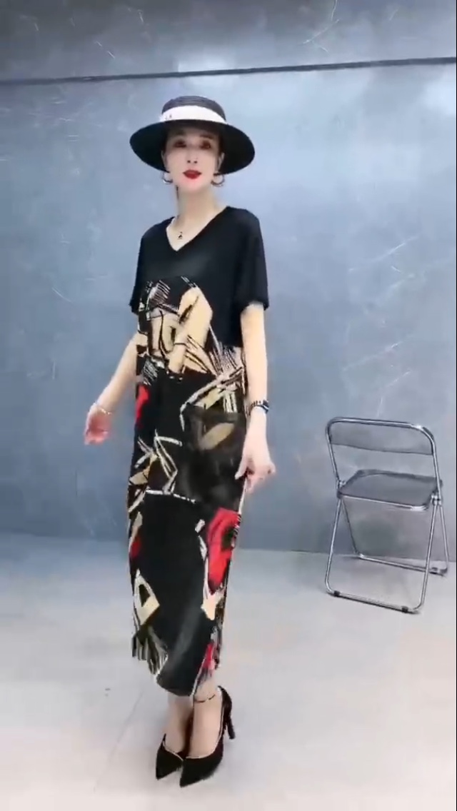 Loose dress
