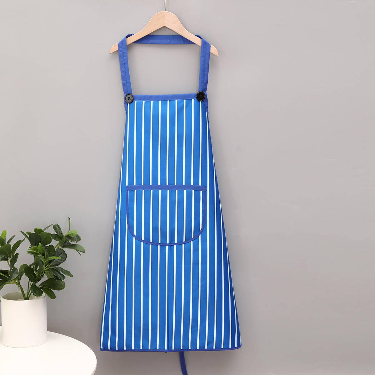 New household apron, striped halter apron, waterproof apron, wholesale advertisement, Korean version apron Specification image