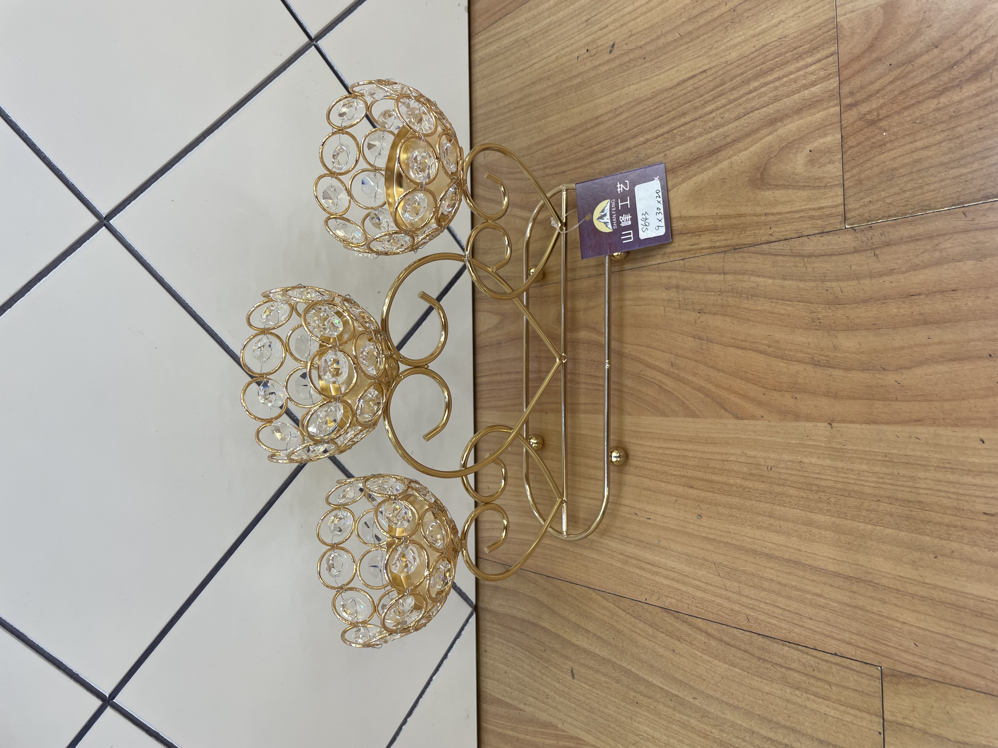 金属工艺品/合金烛台/摆件白底实物图