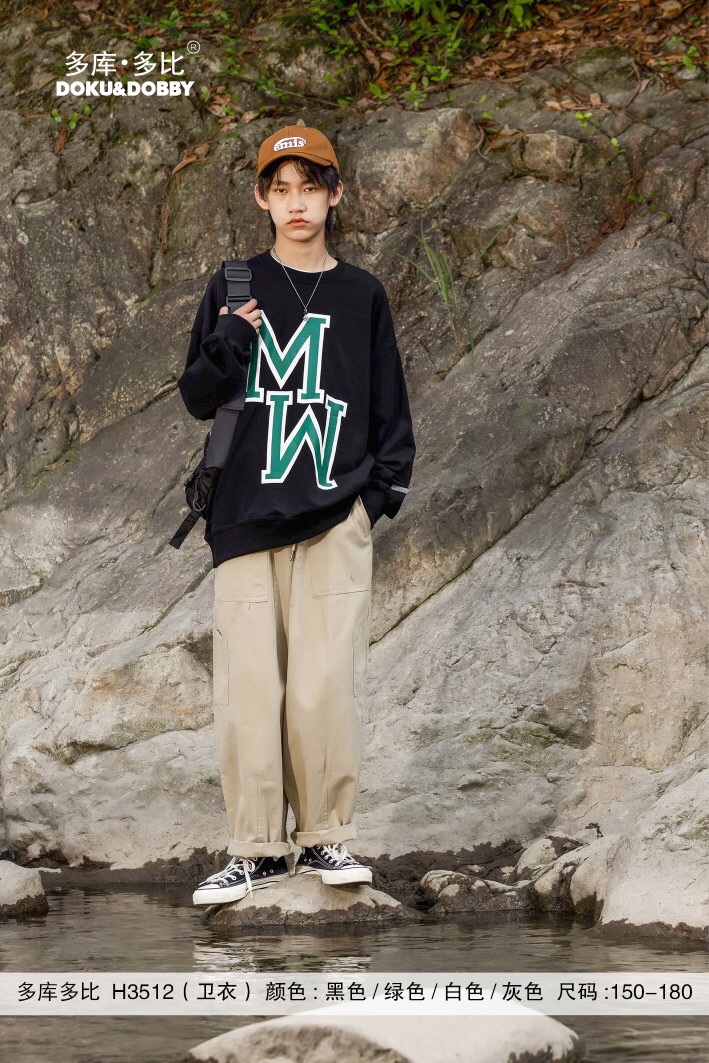 潮牌大童/多库多比/小灵丁白底实物图