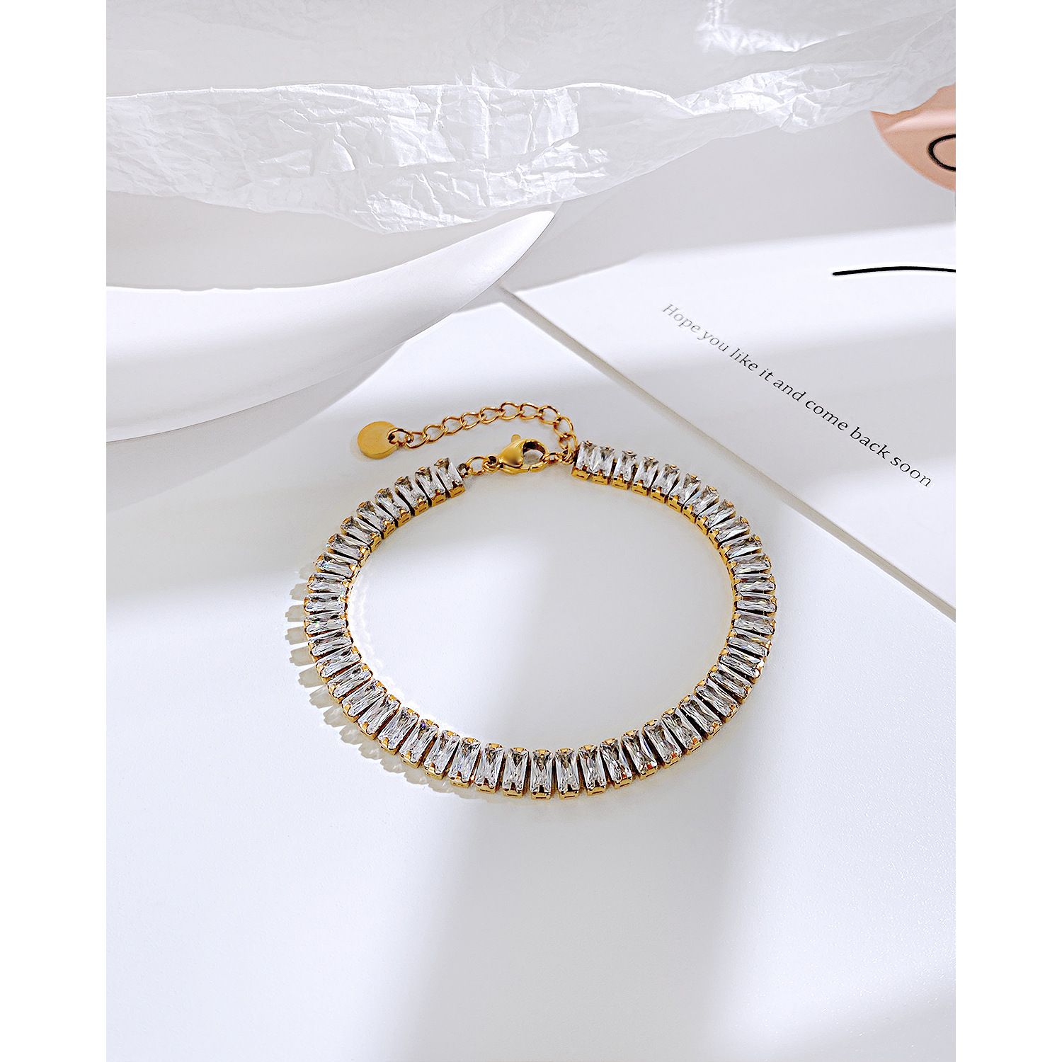 Cross-border source European and American personalized creative square zircon bracelet, fashionable and light luxury new style detail image 2