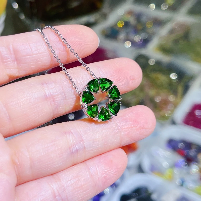 Rainbow Pendant Series AAA Zircon crystal inlaid from the original factory, simple yet elegant gold-plated colored zirconium detail image 3