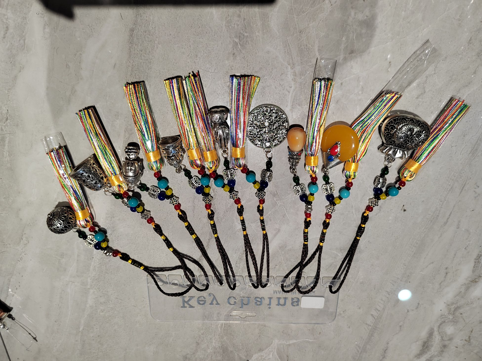 Colored alloy tassels, multicolored tassels, ethnic scenic area, street stall, trailer hanging items, 10-12 Shunli Accessories Store