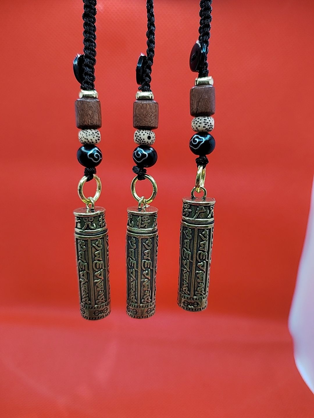 Shurangama Mantra pillar, pure brass hollowed-out gourd keychain, car pendant, retro gourd key chain, creative men's and women's personalized small gifts, Shunli Accessories Store