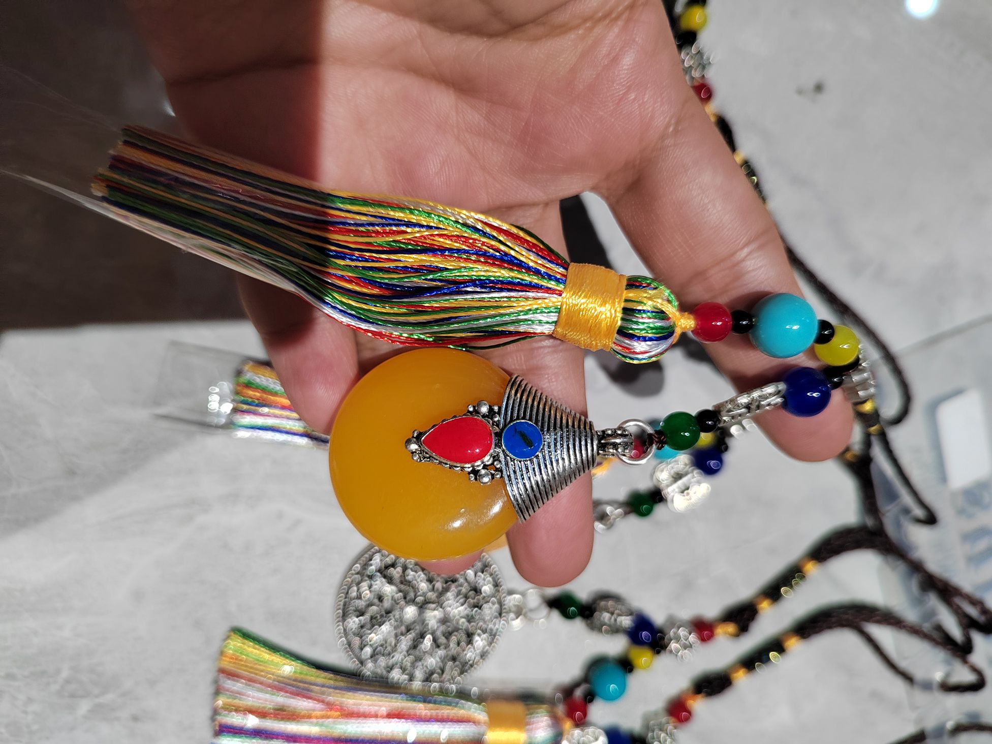 ويسوع الألوان الملونة والمليونة، كما هو الحال بالنسبة للمزارات الوطنية