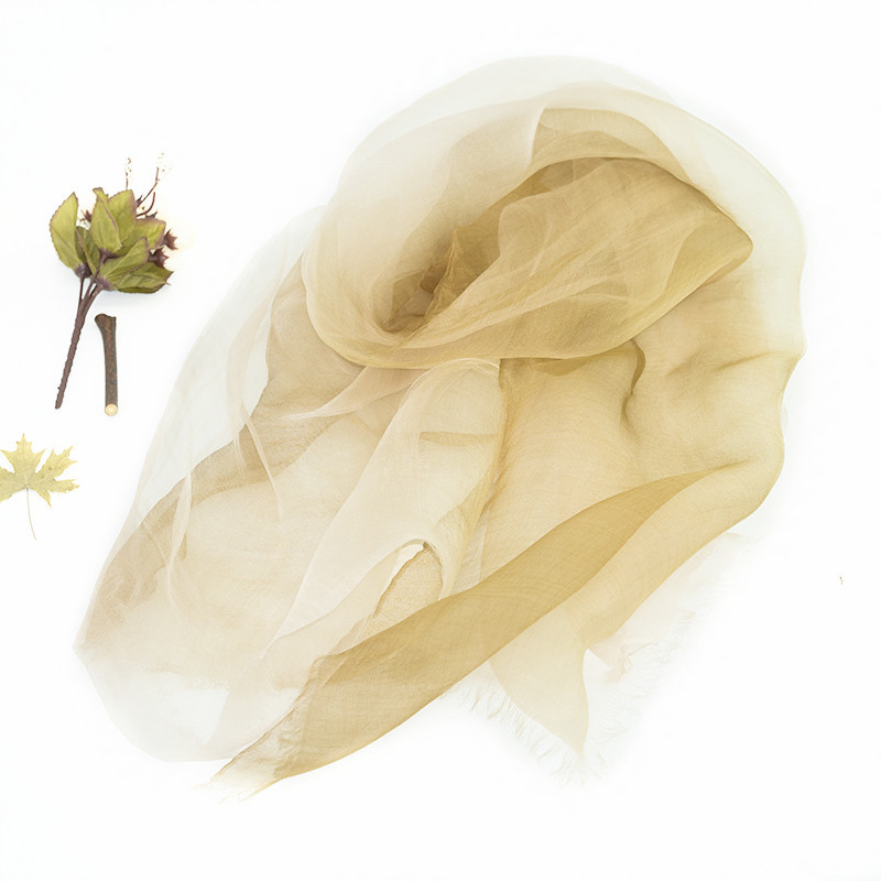Spring And Summer New On The New Special Price Silk Sunblock All-Match Scarf Light, Soft And Breathable Thin Outer Scarf Fashion Gradient Scarf Application Scenario