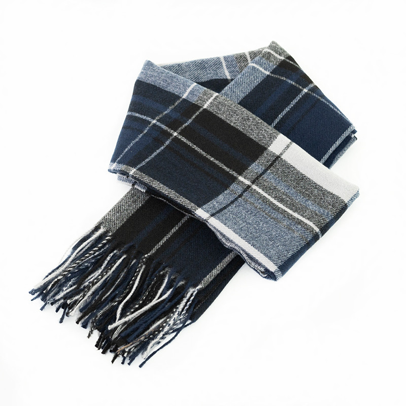 Japan And South Korea Fashion Autumn Winter 2022 New Classic Plaid Scarf Imitation Cashmere Scarf Shawl Warm And Thick Multi-Purpose Scarf Application Scenario