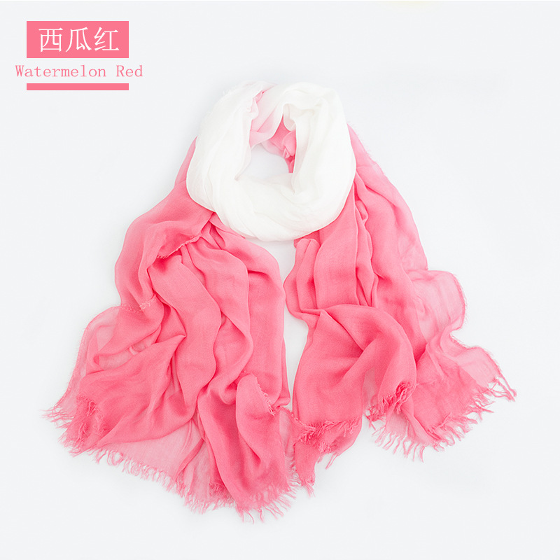 Japanese Simple Gradient Scarf Spring And Autumn Thin Modal Scarf Seaside Sun Protection Beach Towel 2022 Fashion Fringe Scarf Application Scenario