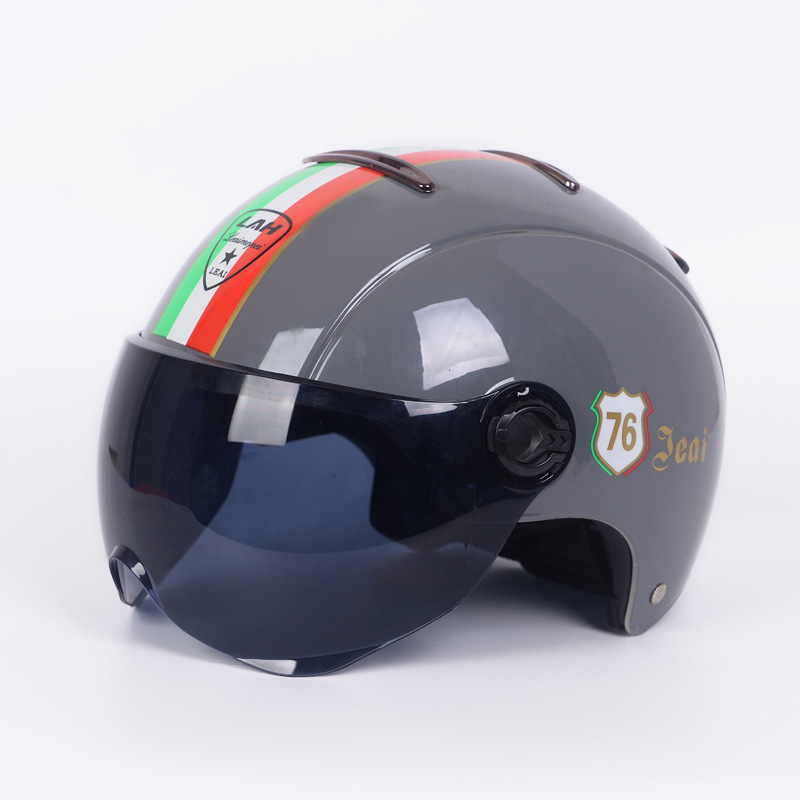 Electric bike riding motorcycle helmets, summer sun protection helmets, electric bike reflective protective helmets, Harley-Davidson helmets detail image 2