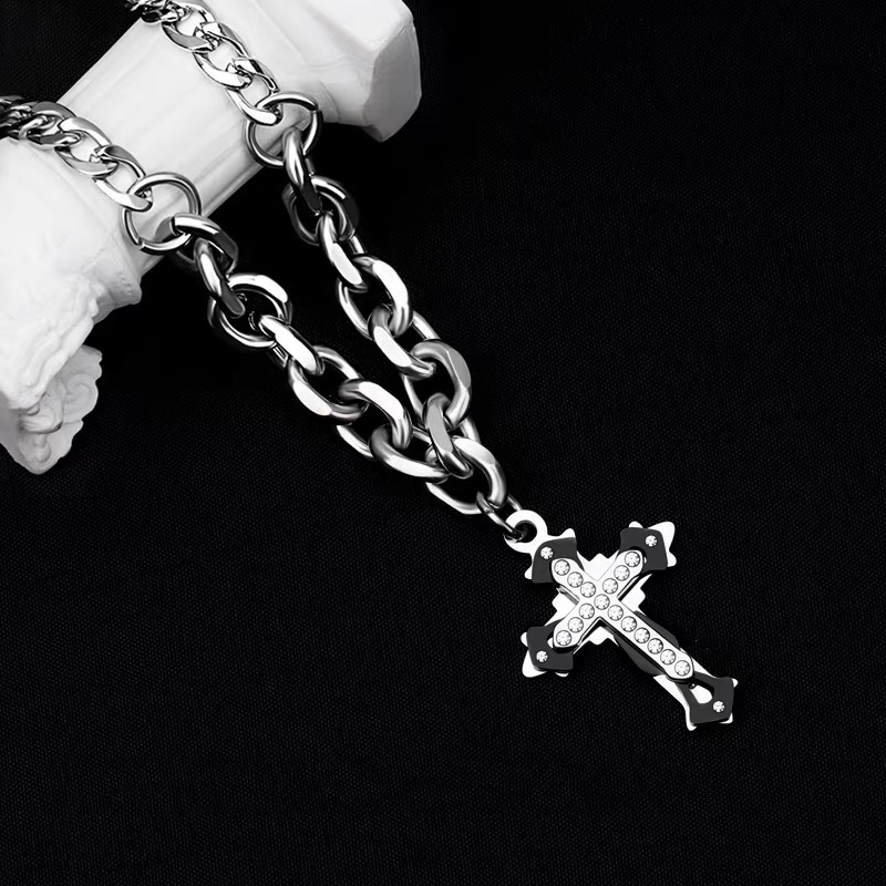 钛钢嘻哈款十字架新款男女项链锁骨链