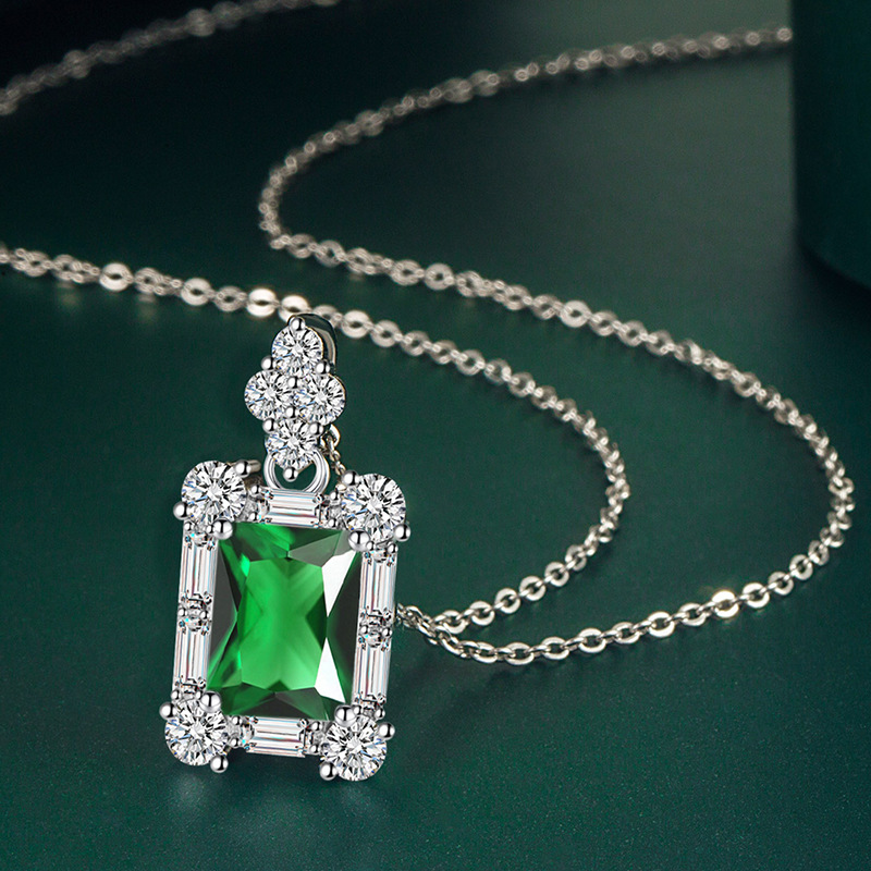 Cross-border new European and American fashion women's faux emerald gemstone pendant set jewelry detail image 3