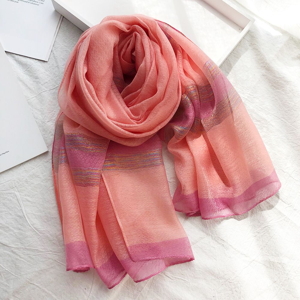 仿真丝丝巾 2021春夏薄款拼接双色围巾 易搭简约围巾 女海边沙滩防晒披肩
