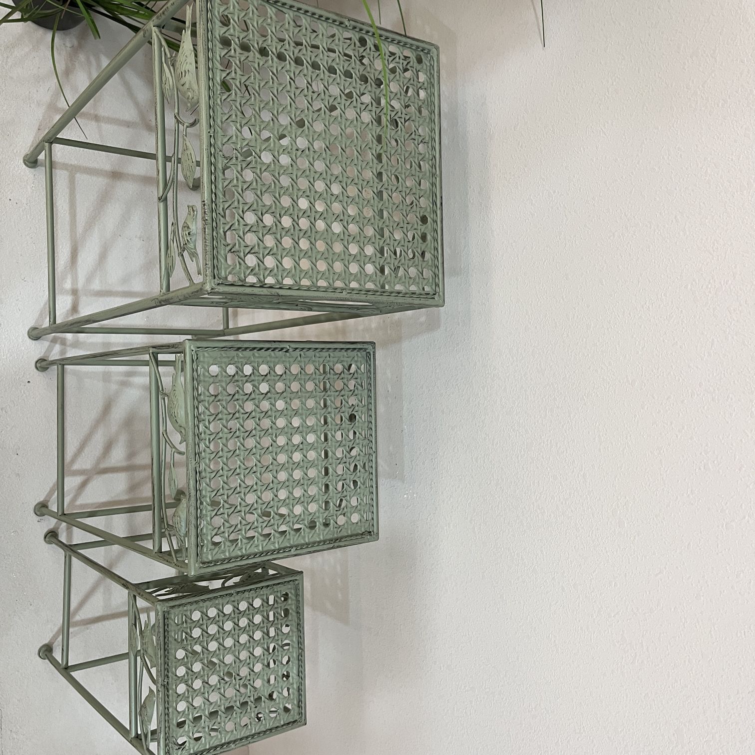 Outdoor flower stands, courtyard ironwork, balconies, floor-standing garden arrangements, indoor flower POTS, square stands, decorative stands Specification image