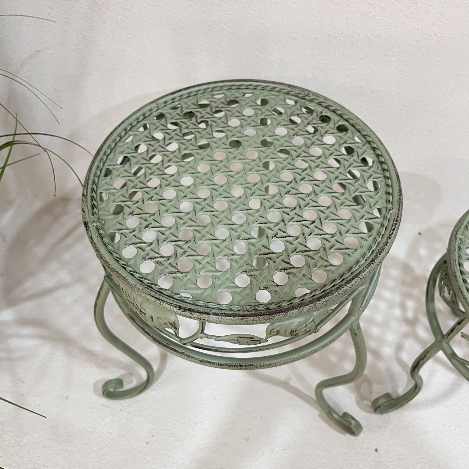 Single Basin Round Iron Art Flower Stand Multi-Layer Green Flower Pot Stand Indoor And Outdoor European Living Room Balcony Flower Shelf Decoration Green Flower Rack undefined