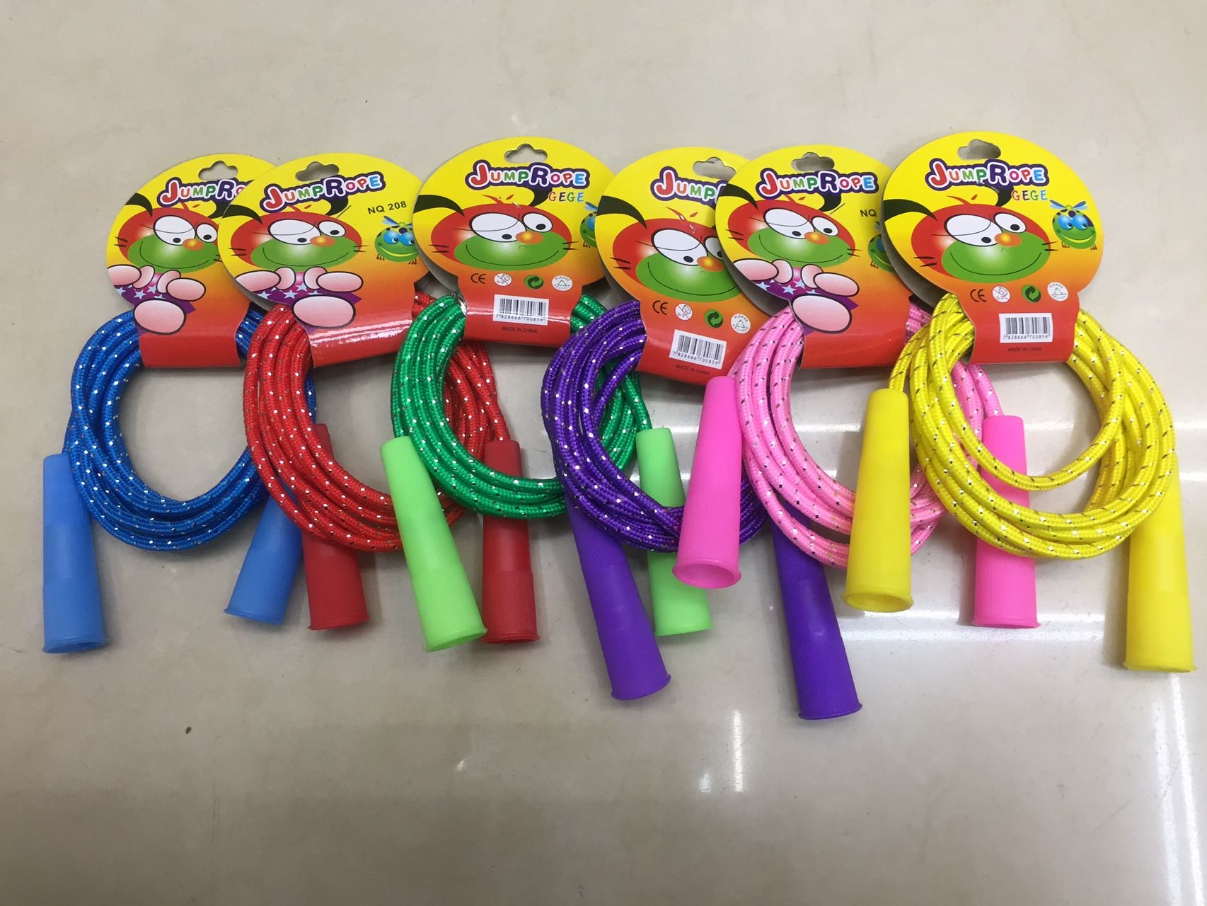 Four colors of skipping rope details Picture