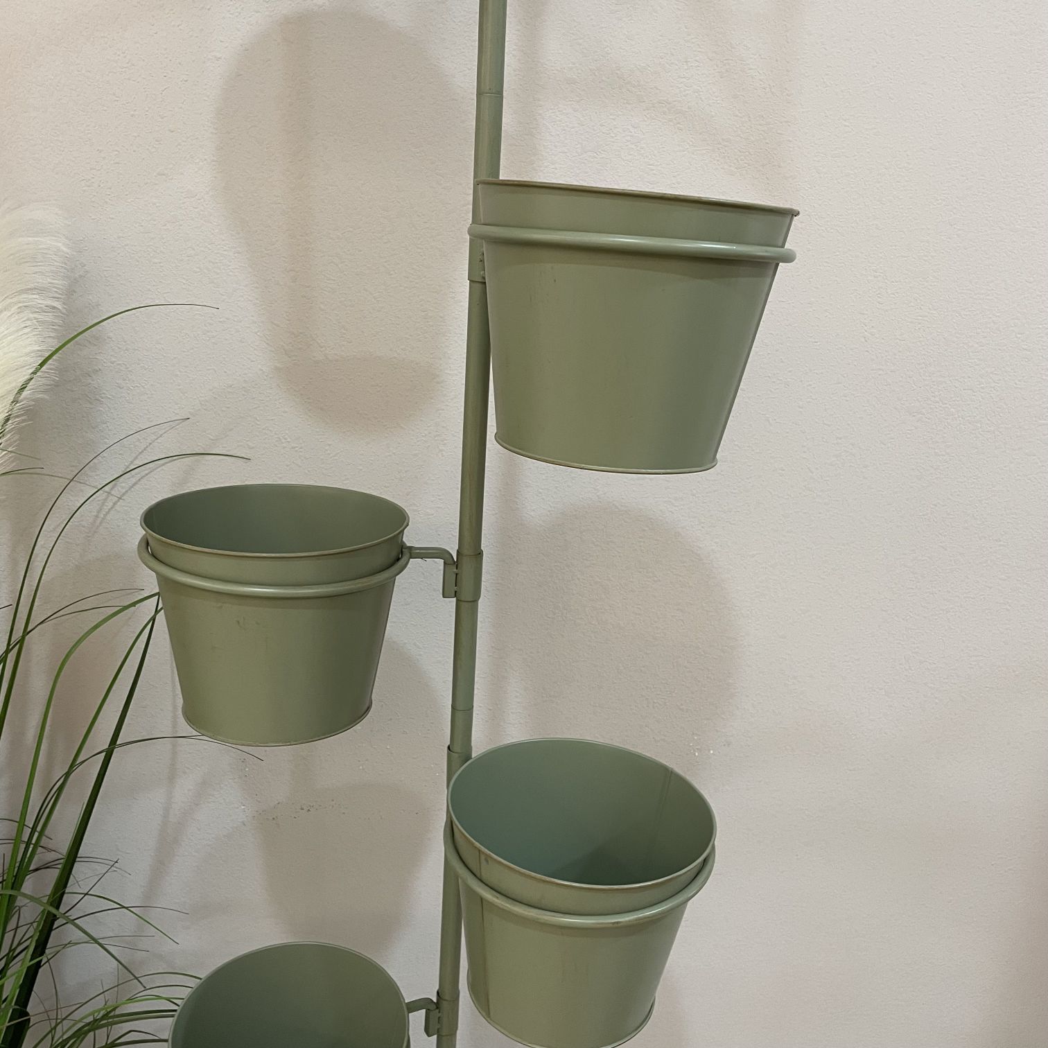 Simple and creative green vintage umbrella flower stand decoration, indoor flower stand, European-style window display, succulent green plant stand, flower shop, bar, outdoor garden street Specification image