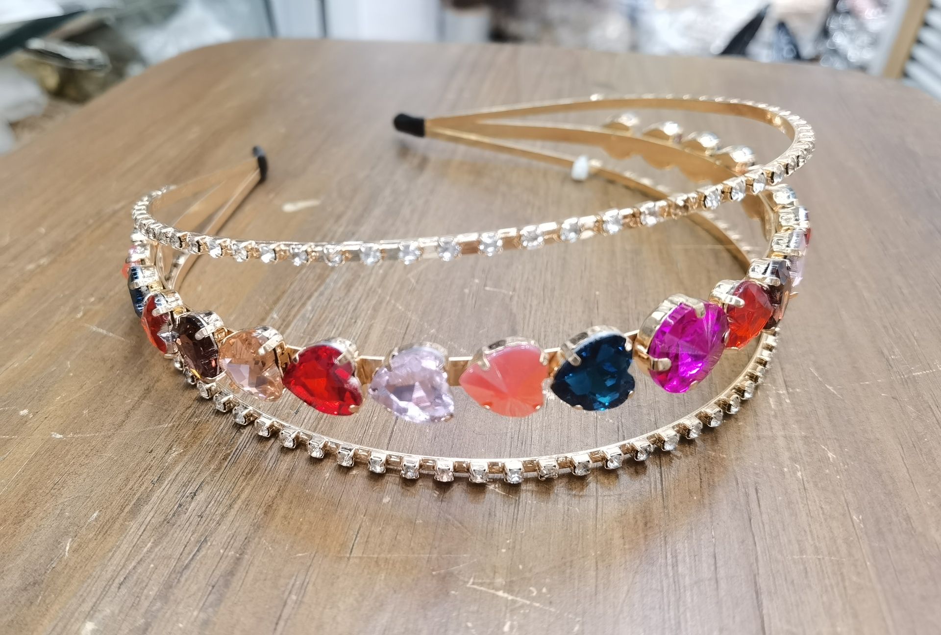 Mixed-color full diamond three-layer water diamond hairband for women, versatile for going out, crystal headband, wide-edge hairband, hair accessory wholesale, heart-shaped fashion Trend 18 details Picture