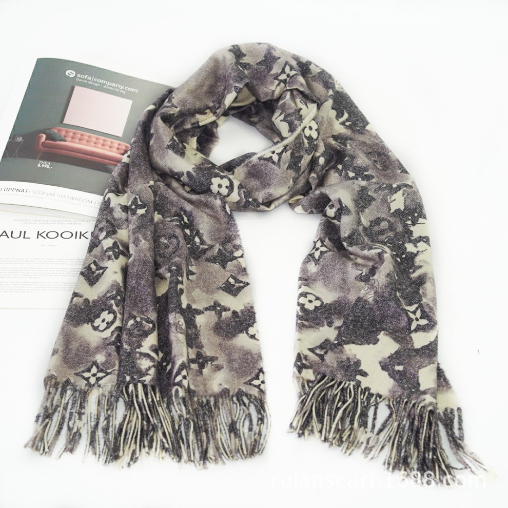 Autumn And Winter 2022 New Tie-Dyed Four-Leaf Clover Shawl Scarf Multi-Color Warm Leopard Print Fashion Scarf undefined