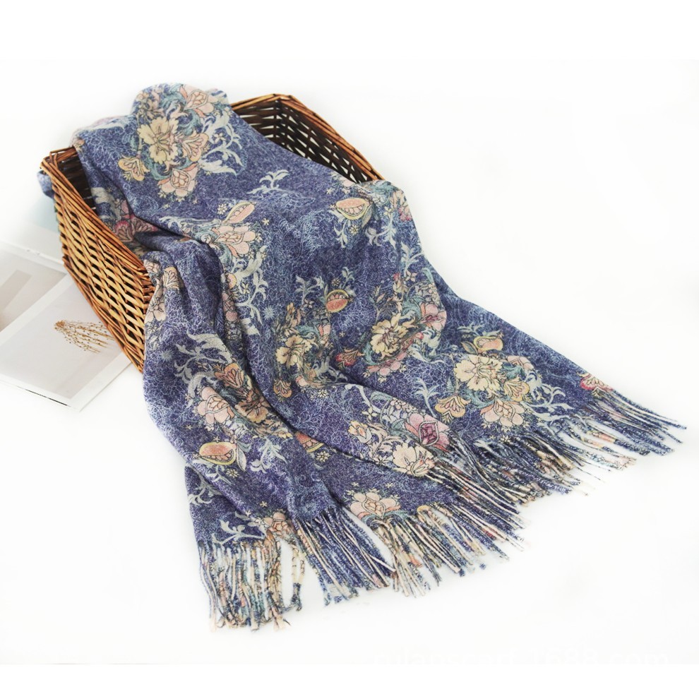 Autumn And Winter 2022 New Tie-Dyed Four-Leaf Clover Shawl Scarf Multi-Color Warm Leopard Print Fashion Scarf details Picture