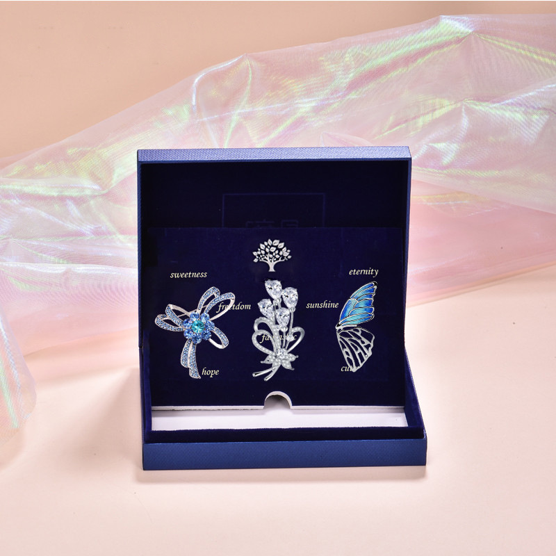 Dongdaemun, South Korea, high-end pearl wheat ear brooch, women's retro accessory, suit brooch, anti-glare brooch Application Scenario