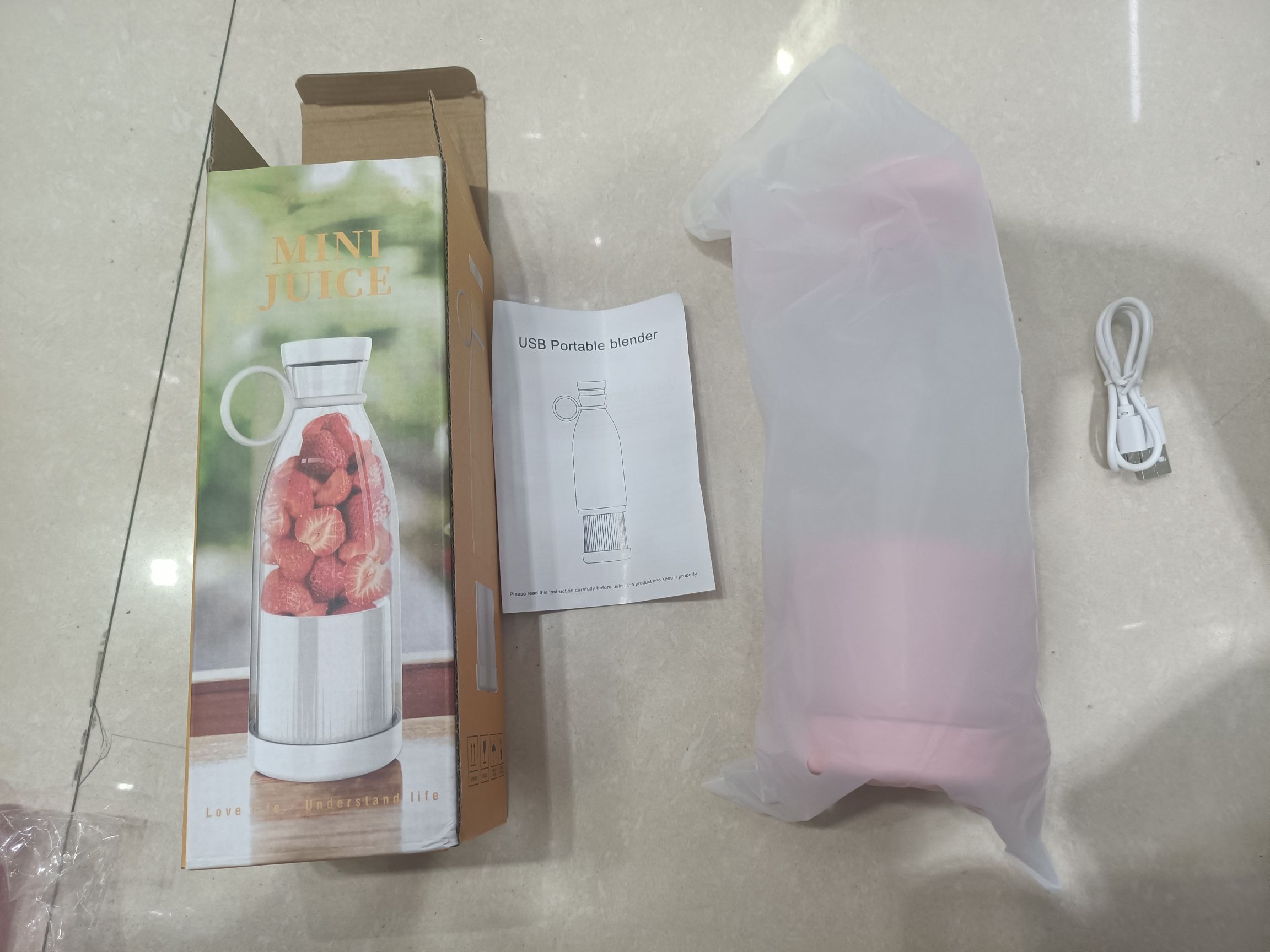 Household portable electric juicer cup, large-capacity wireless portable USB juicer, factory direct sales detail image 12