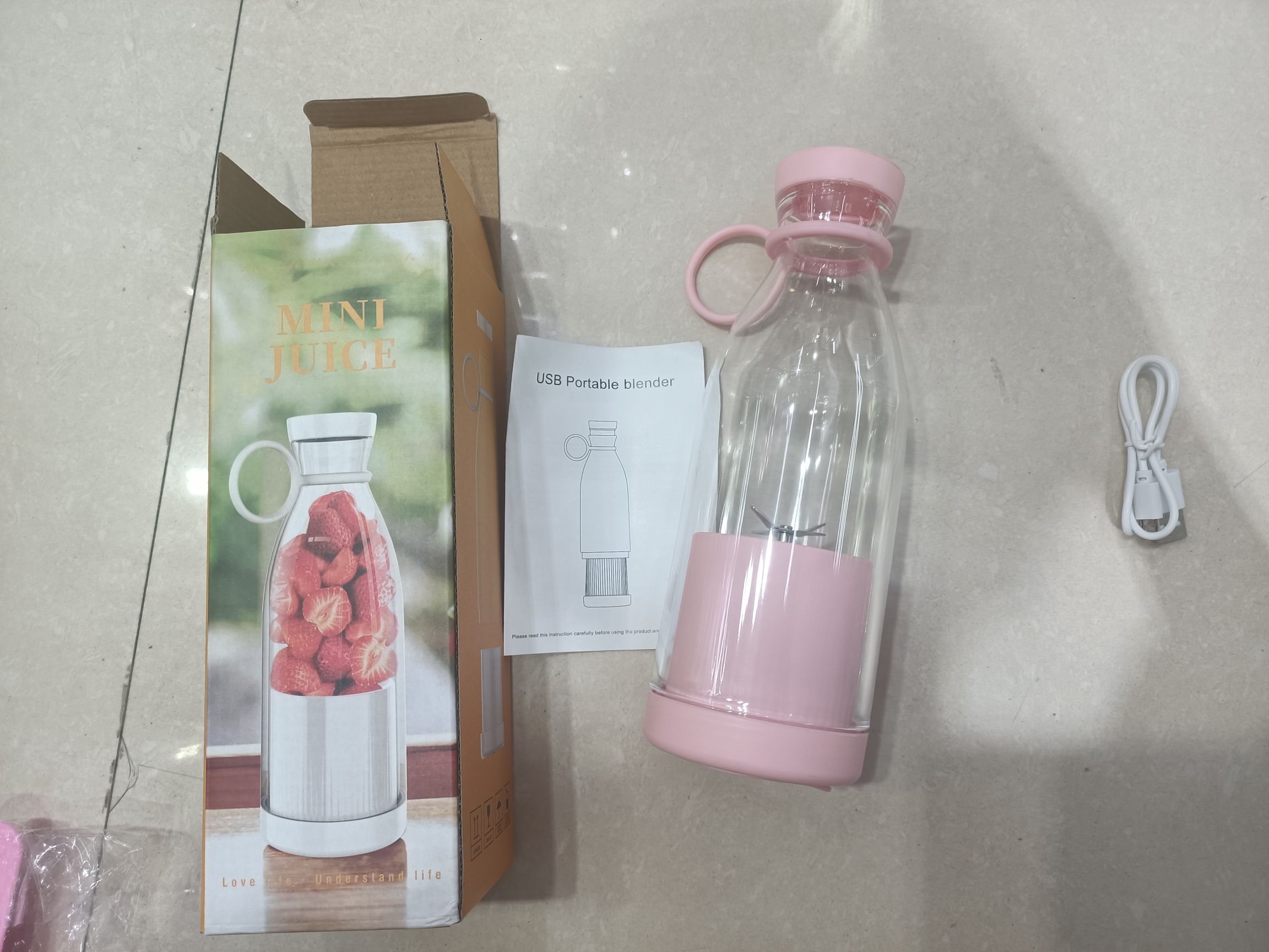 Household portable electric juicer cup, large-capacity wireless portable USB juicer, factory direct sales detail image 14