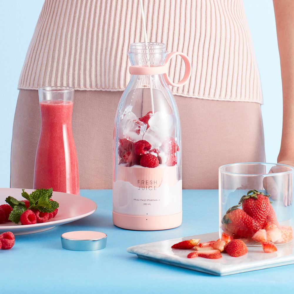 Household portable electric juicer cup, large-capacity wireless portable USB juicer, factory direct sales detail image 3