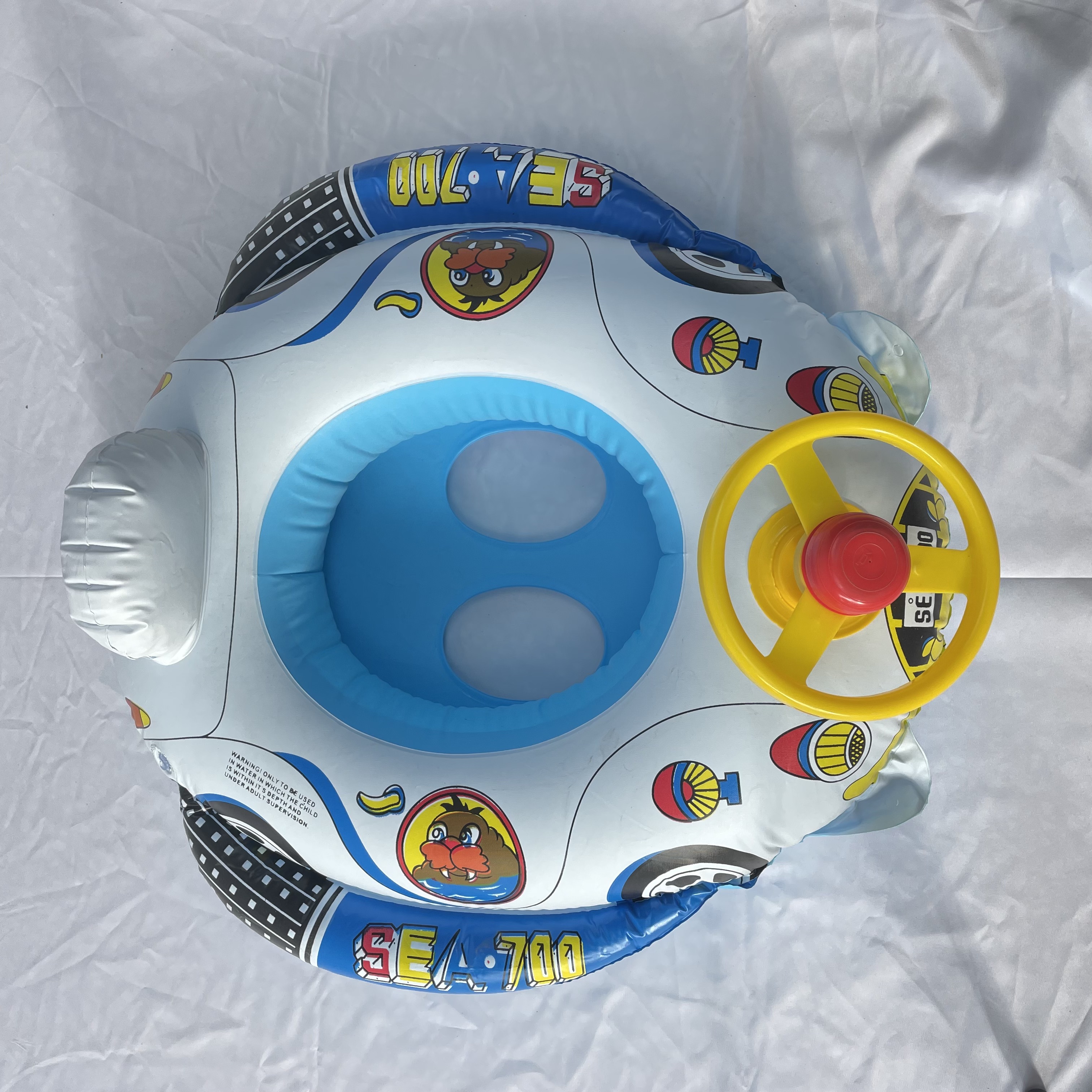 游泳圈/充气艇/充气玩具白底实物图