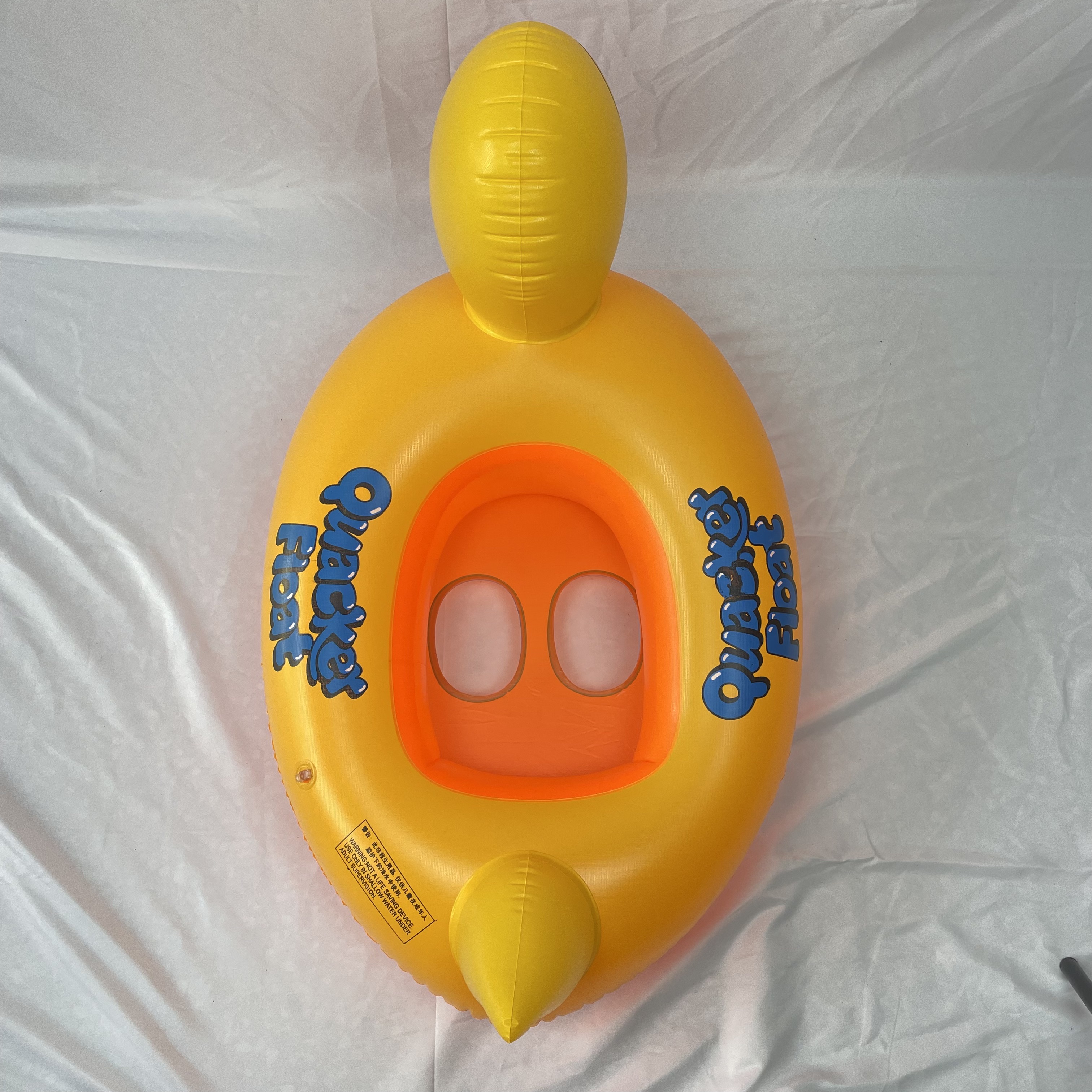 充气玩具/大黄鸭/游泳圈白底实物图