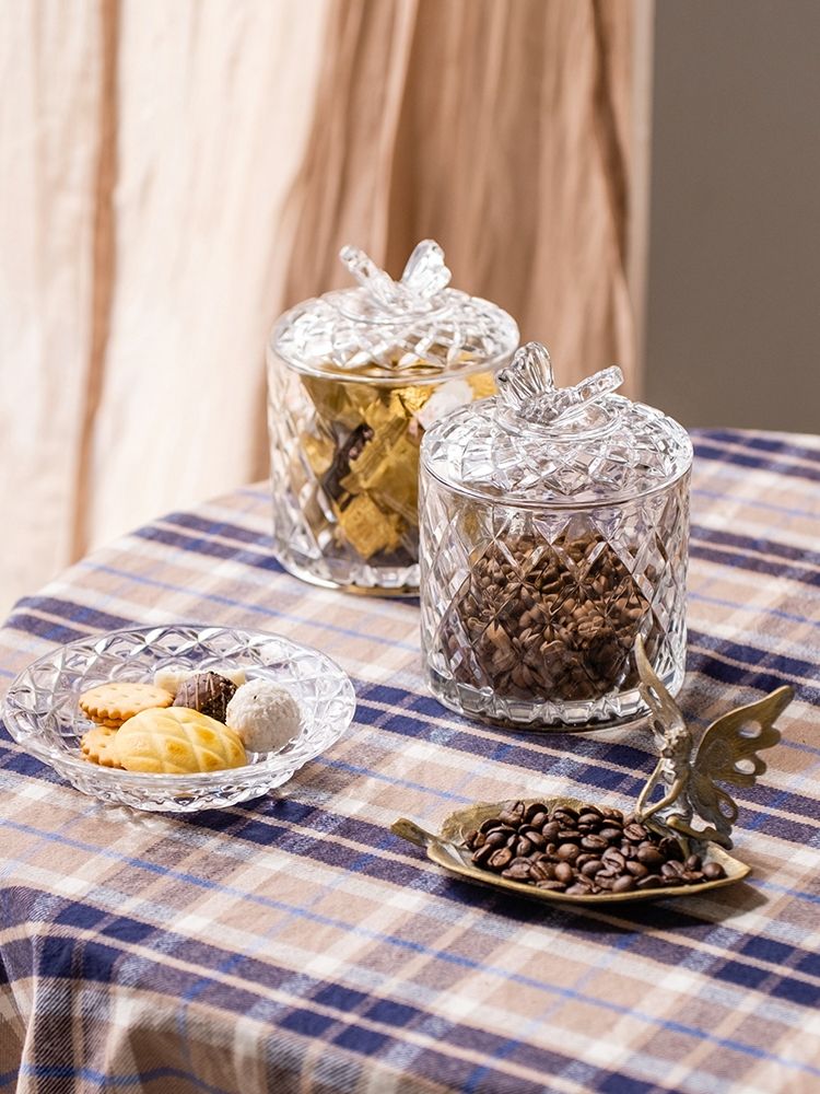 وقطعة منقوشة زجاجية جميلة من طراز "INS" تحتوي على عبوات قطنية مزخرفة بعلب الجوز detail image 5