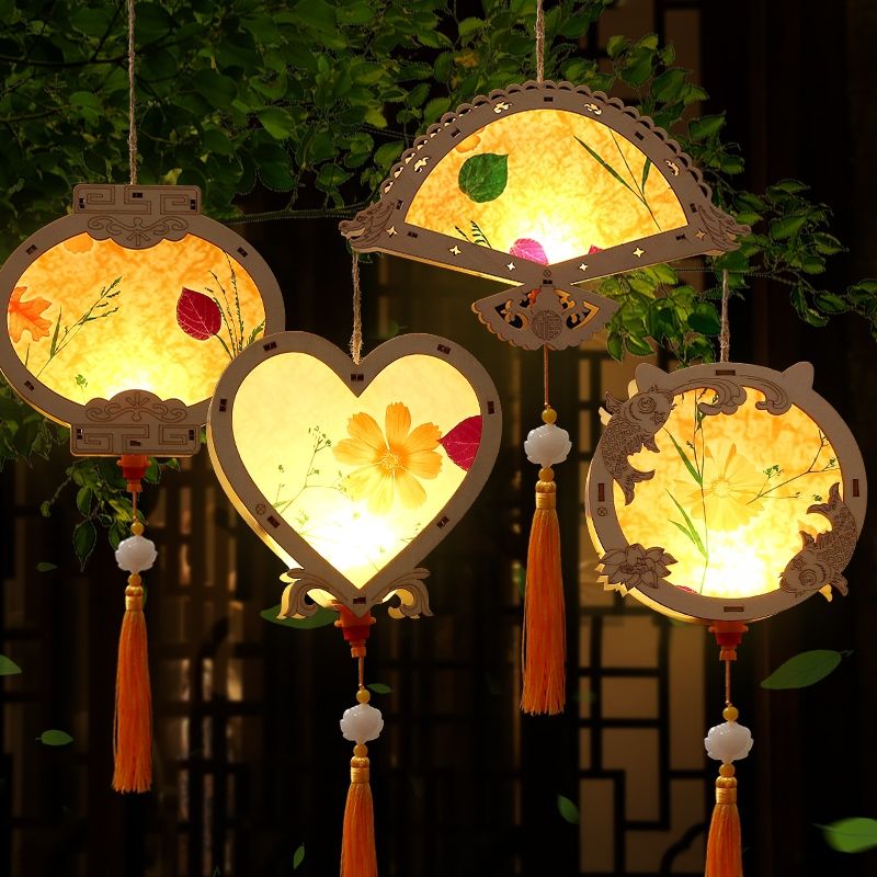 Mid-Autumn Festival wooden lanterns, rabbit paintings, graffiti, handmade festival lanterns for kindergartens Specification image
