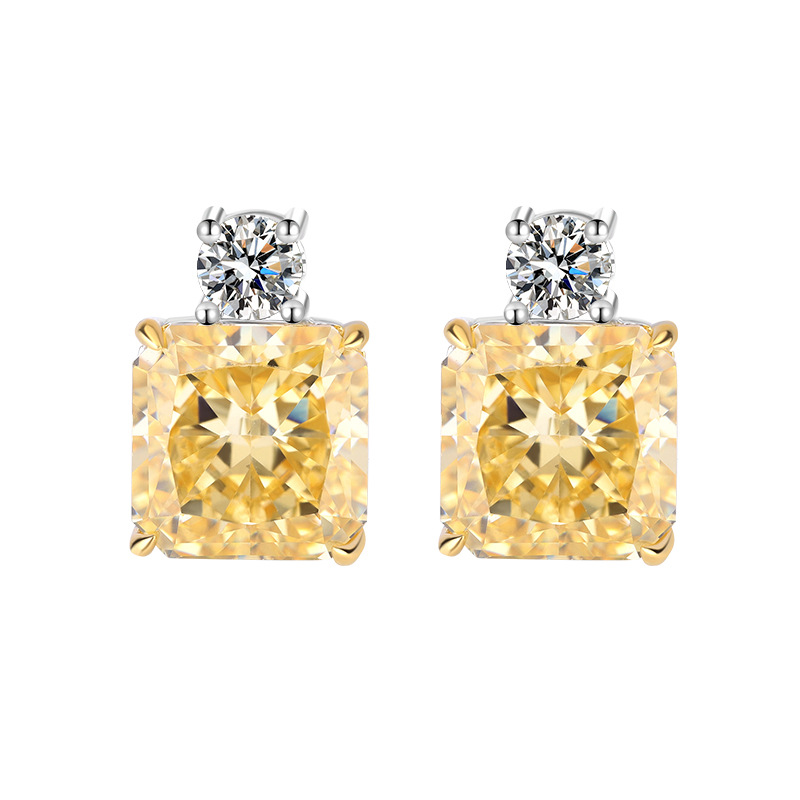 S925 all-silver high-carbon diamond with a Redine cut, simple and fashionable princess square stud main stone, 10*10 earrings for women Application Scenario