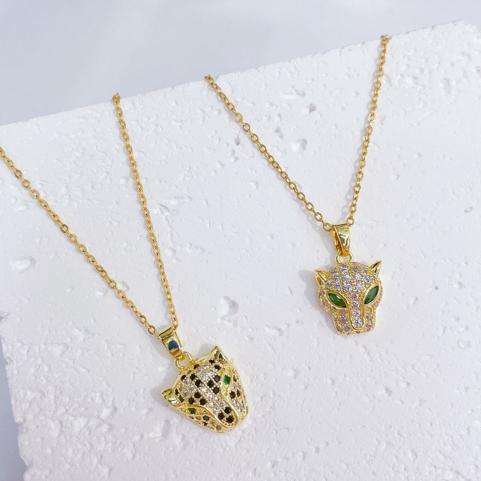 A cross-border electroplated real gold leopard micro-inlaid necklace from Europe and America details Picture