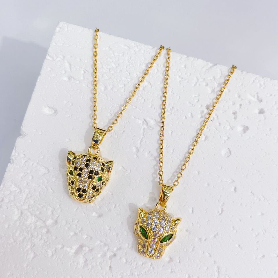A cross-border electroplated real gold leopard micro-inlaid necklace from Europe and America Item Picture