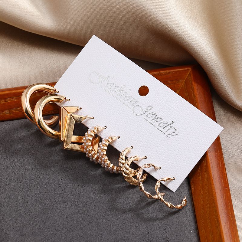 Cross-border best-selling C-shaped earrings wholesale creative and simple metal ring ear ring set 5-piece set retro pearl earrings details Picture