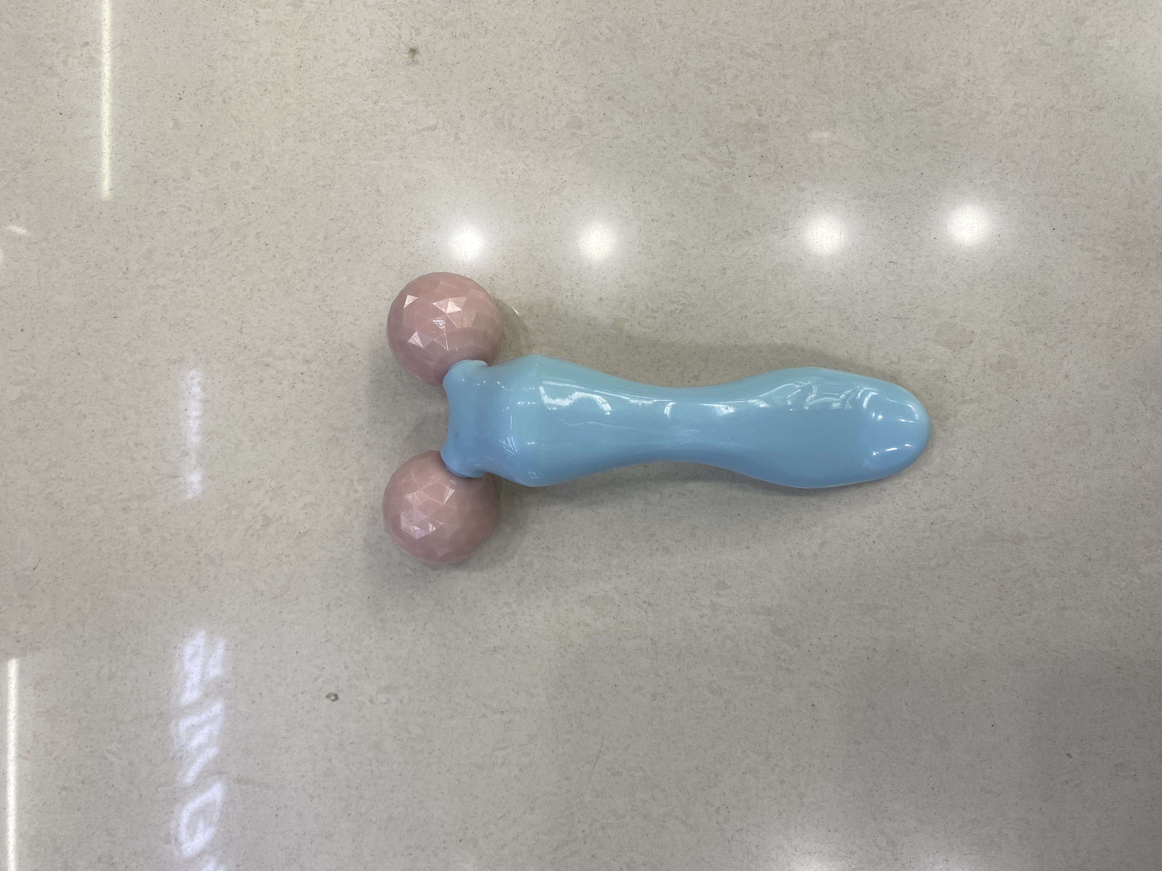 脸部按摩轮