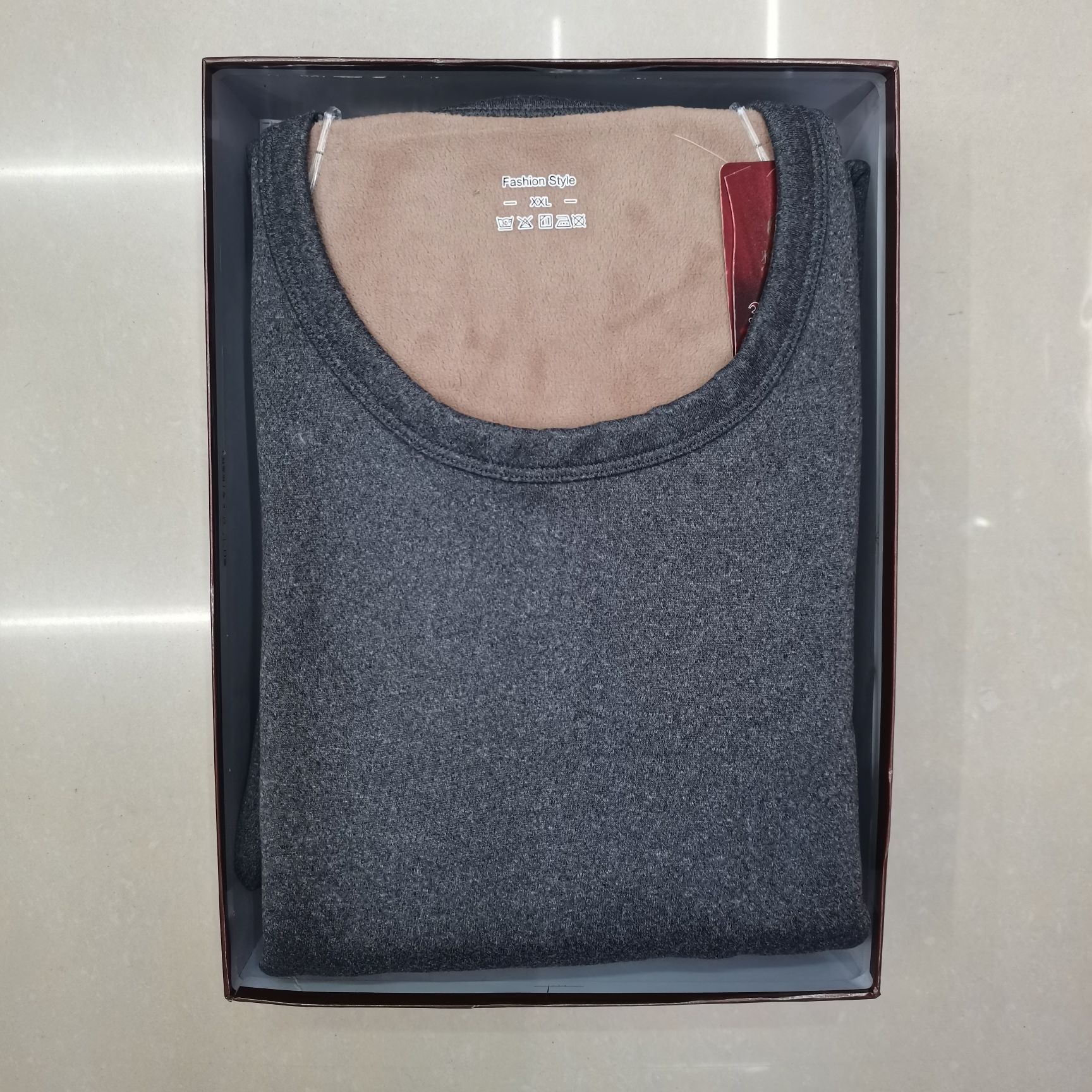 Men's Cationic Plus Fleece Thickening Inner Lamb Fleece Thermal Underwear Set Long Johns Wholesale Application Scenario