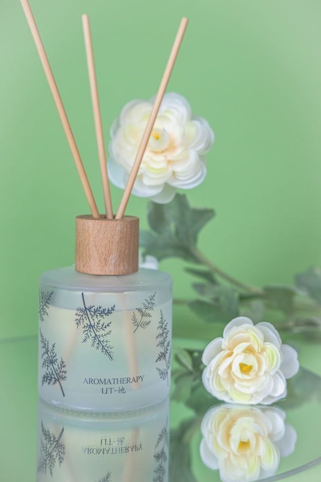 Ut She Uta Authentic White Tea Flower Aromatherapy undefined