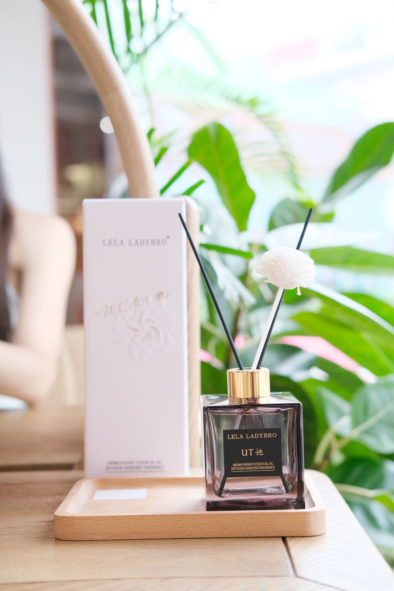 Ut Her Gardenia Fragrance! Genuine Guarantee! Large Private Chat! undefined