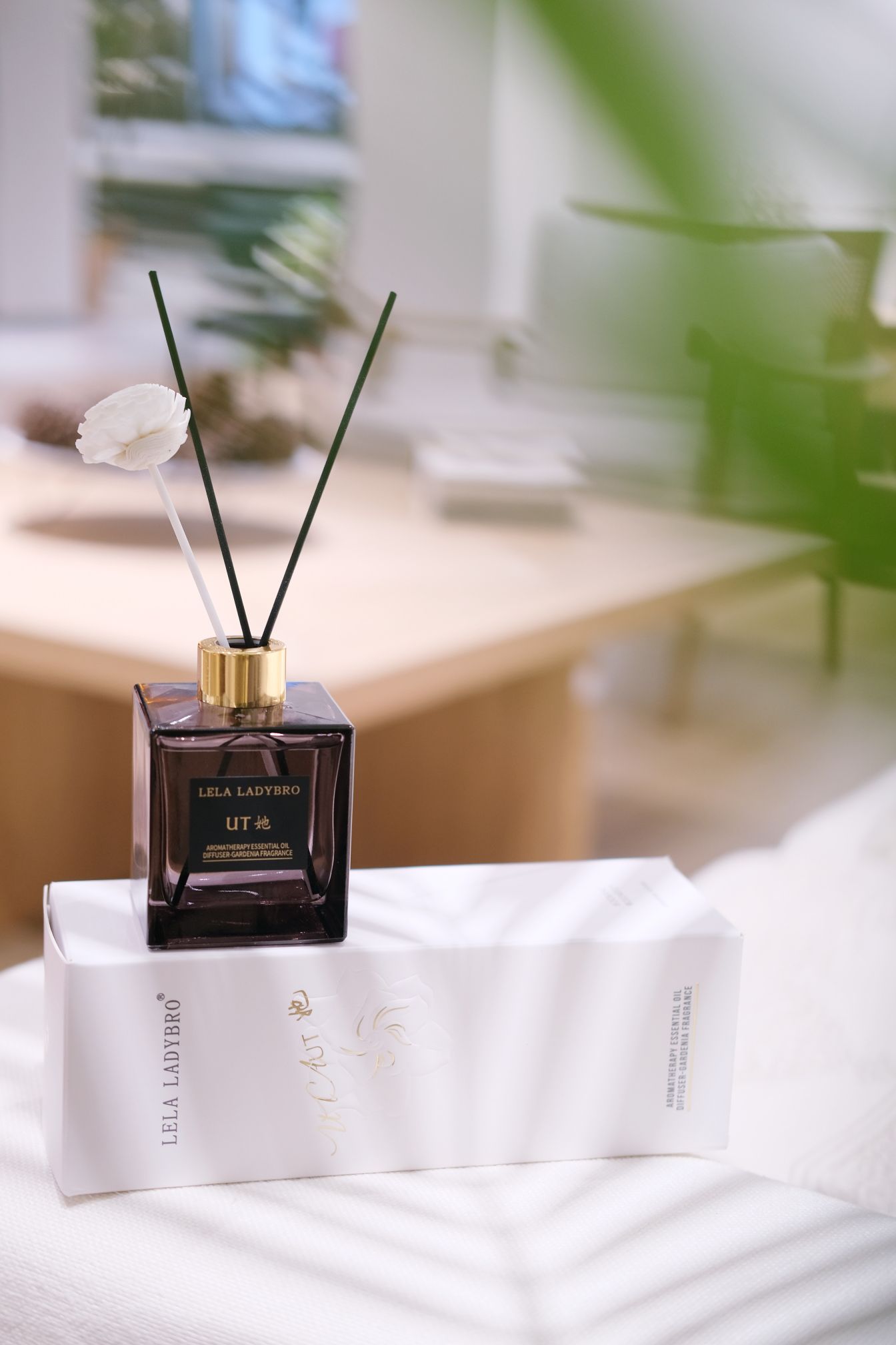 Ut Her Gardenia Fragrance! Genuine Guarantee! Large Private Chat! undefined